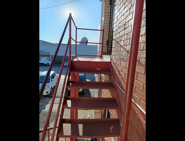1,747M² WAREHOUSE FOR SALE IN PIETERMARITZBURG CENTRAL
